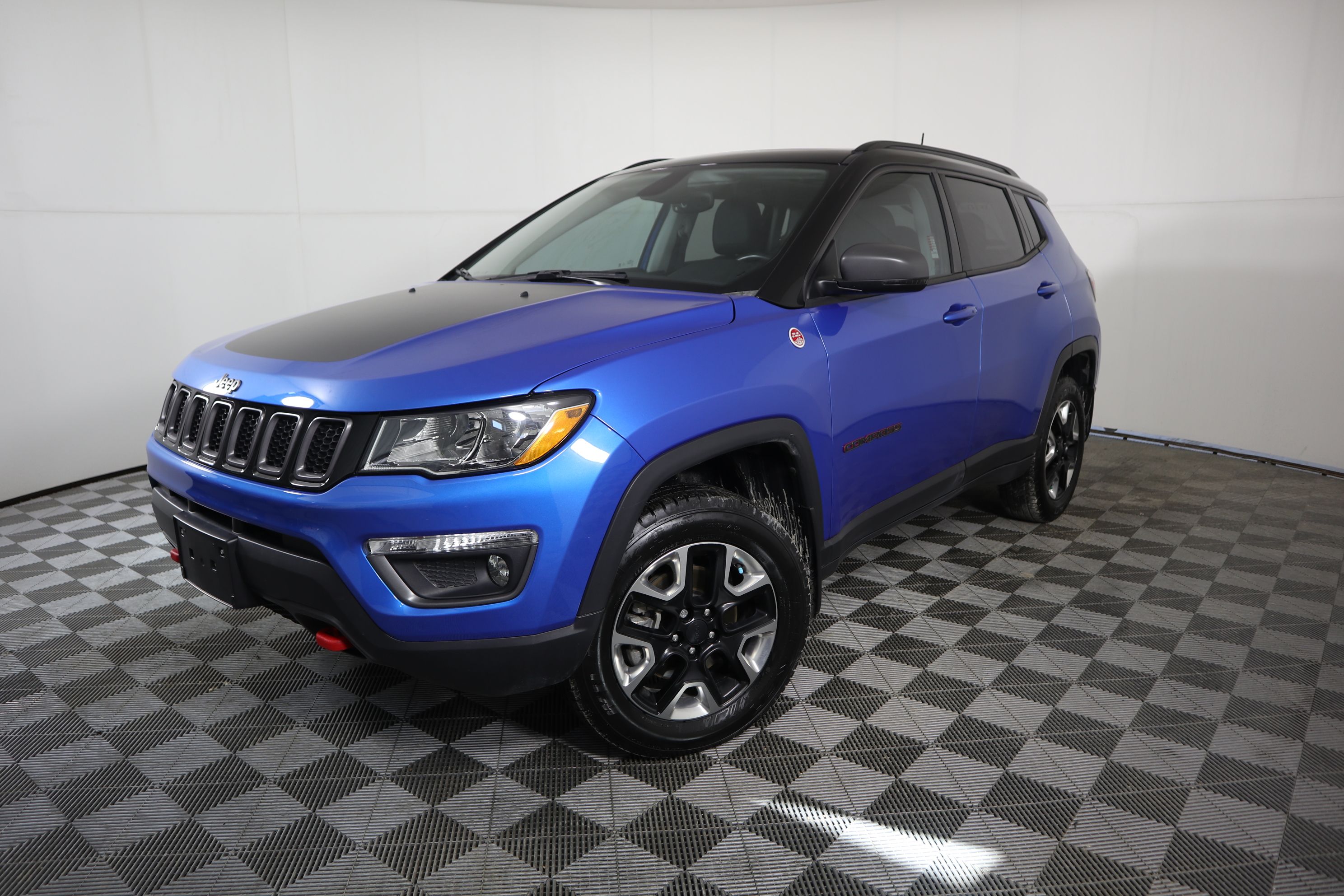 18 Jeep Compass In The Pas Mb Twin Motors 3c4njddb3jt